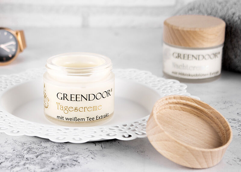 Tagescreme-offen-Moodfoto